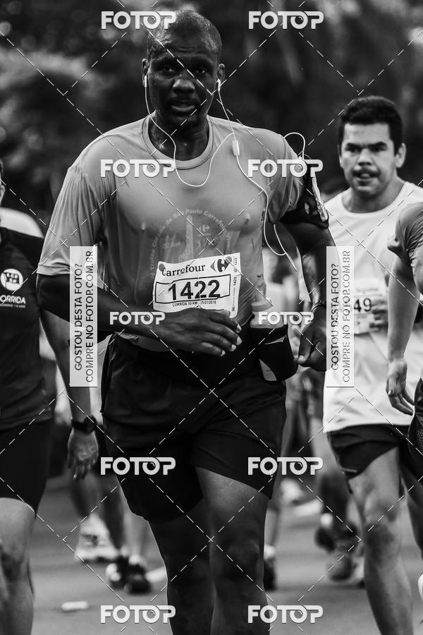 Buy your photos of the eventFotos de Corrida em Preto & Branco on Fotop