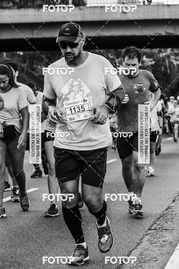 Buy your photos of the eventFotos de Corrida em Preto & Branco on Fotop