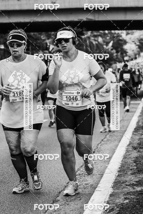 Buy your photos of the eventFotos de Corrida em Preto & Branco on Fotop