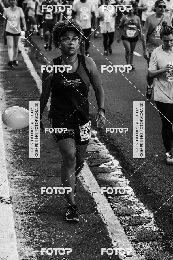Buy your photos of the eventFotos de Corrida em Preto & Branco on Fotop