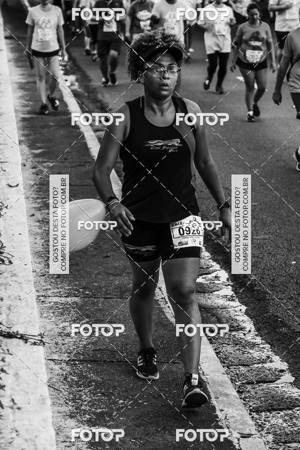 Buy your photos of the eventFotos de Corrida em Preto & Branco on Fotop