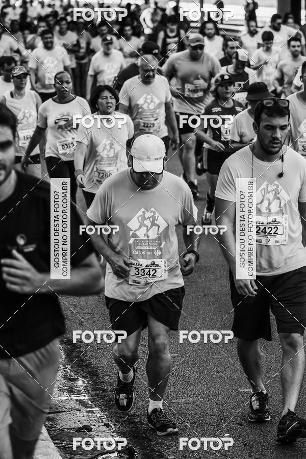 Buy your photos of the eventFotos de Corrida em Preto & Branco on Fotop