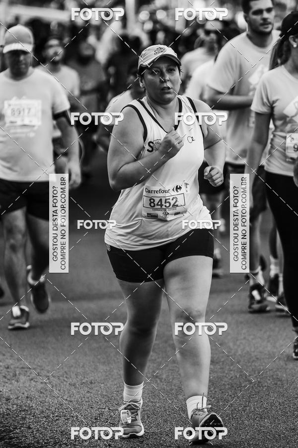Buy your photos of the eventFotos de Corrida em Preto & Branco on Fotop