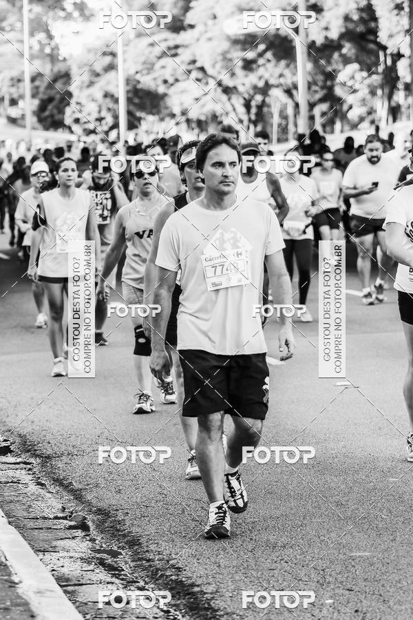 Buy your photos of the eventFotos de Corrida em Preto & Branco on Fotop