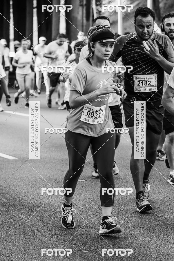 Buy your photos of the eventFotos de Corrida em Preto & Branco on Fotop