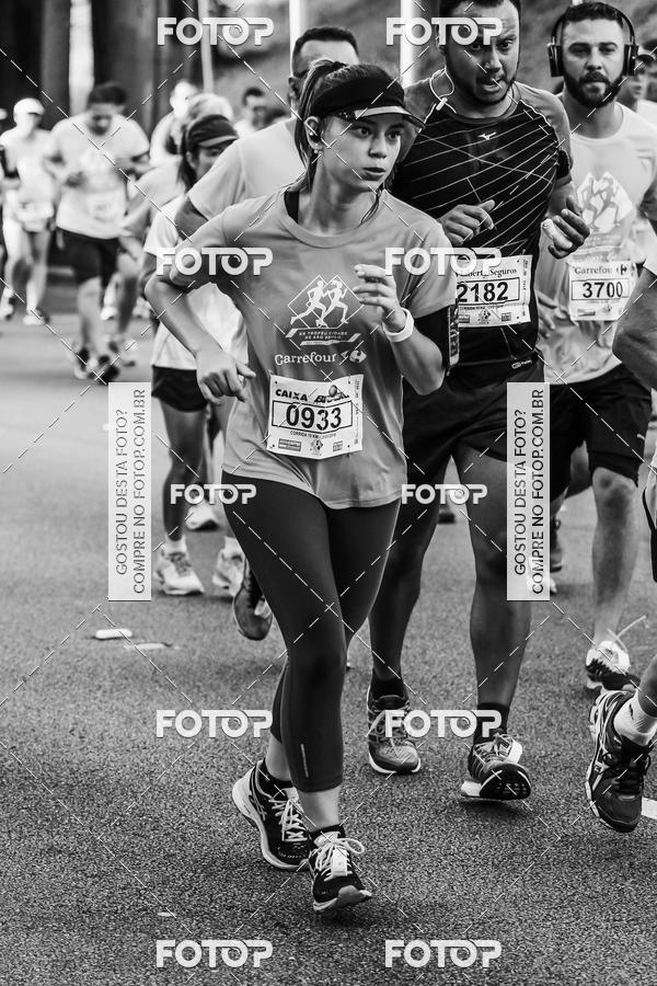 Buy your photos of the eventFotos de Corrida em Preto & Branco on Fotop