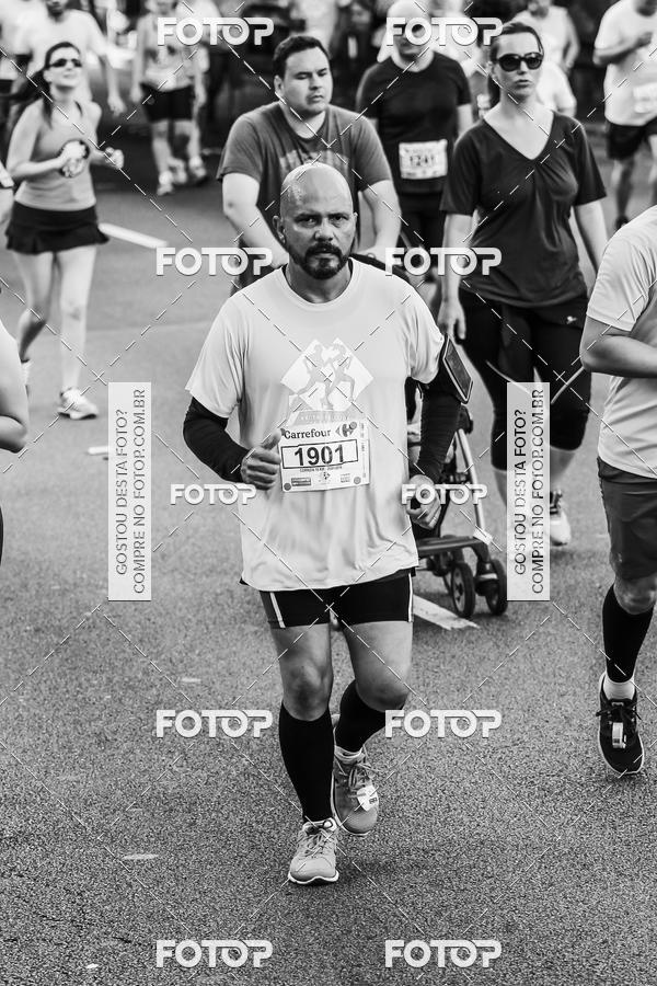 Buy your photos of the eventFotos de Corrida em Preto & Branco on Fotop