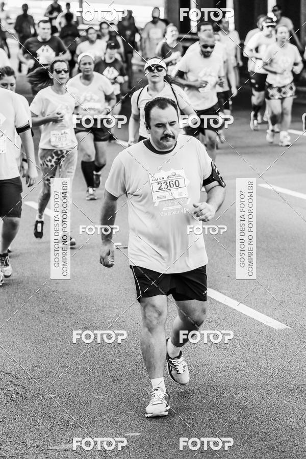 Buy your photos of the eventFotos de Corrida em Preto & Branco on Fotop