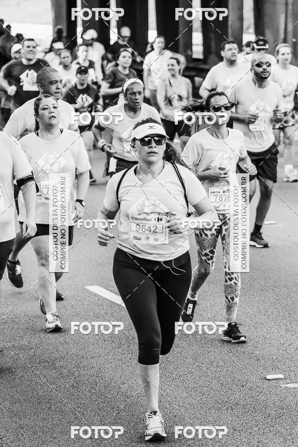 Buy your photos of the eventFotos de Corrida em Preto & Branco on Fotop