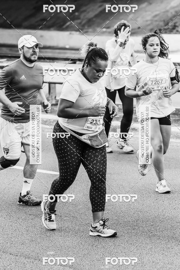 Buy your photos of the eventFotos de Corrida em Preto & Branco on Fotop