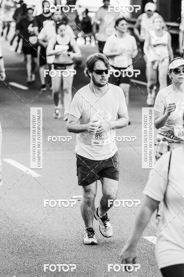 Buy your photos of the eventFotos de Corrida em Preto & Branco on Fotop