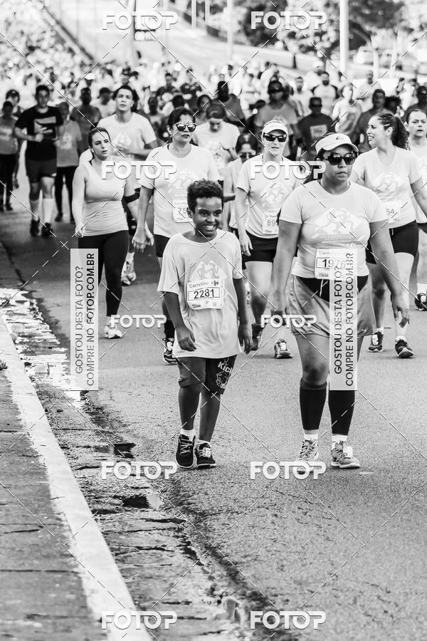 Buy your photos of the eventFotos de Corrida em Preto & Branco on Fotop