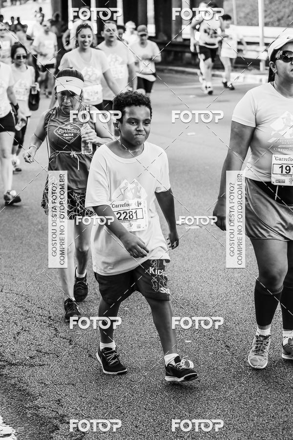 Buy your photos of the eventFotos de Corrida em Preto & Branco on Fotop