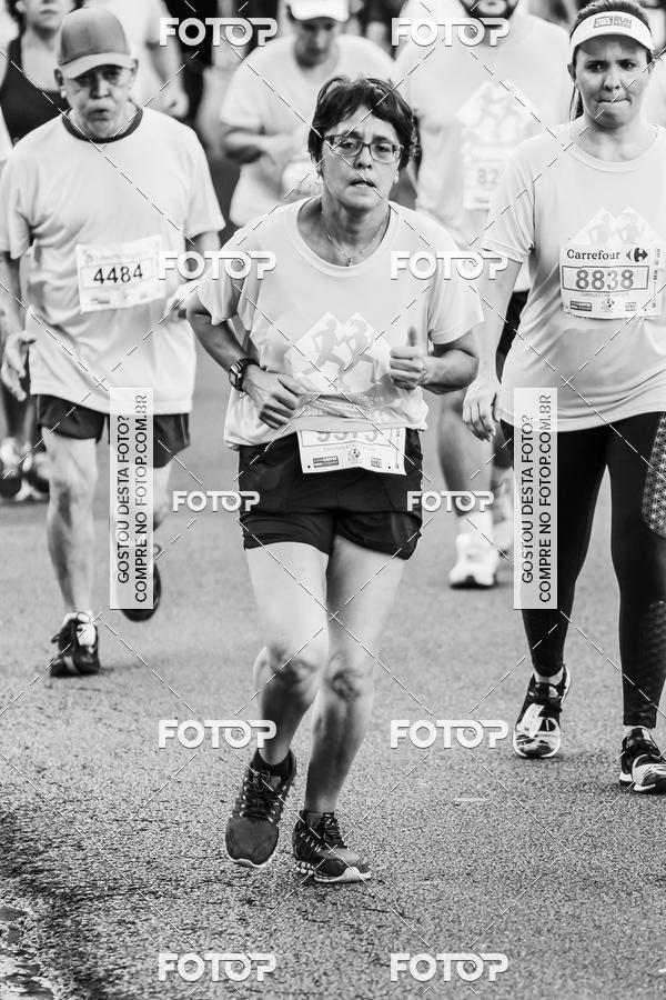 Buy your photos of the eventFotos de Corrida em Preto & Branco on Fotop