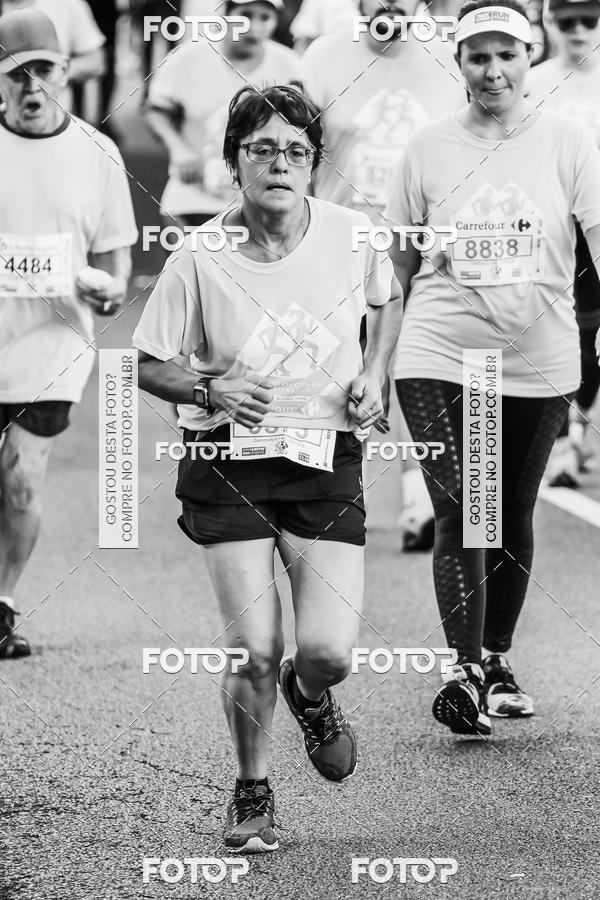 Buy your photos of the eventFotos de Corrida em Preto & Branco on Fotop