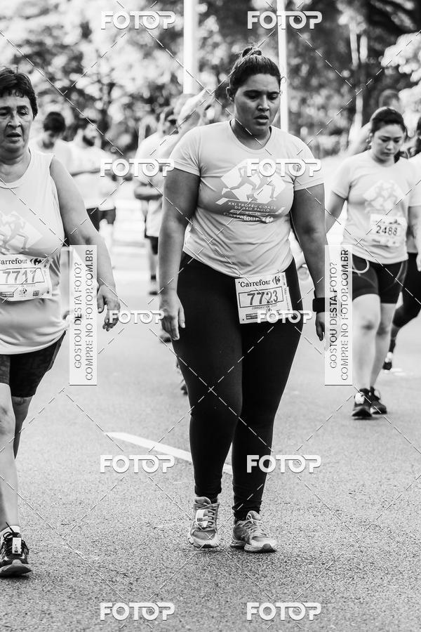 Buy your photos of the eventFotos de Corrida em Preto & Branco on Fotop