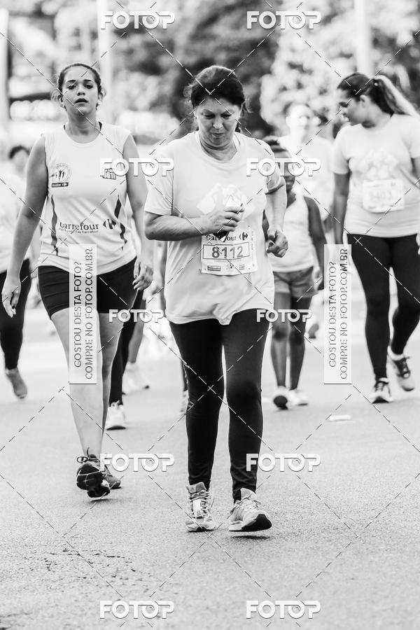 Buy your photos of the eventFotos de Corrida em Preto & Branco on Fotop