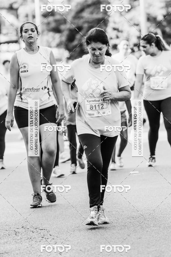 Buy your photos of the eventFotos de Corrida em Preto & Branco on Fotop