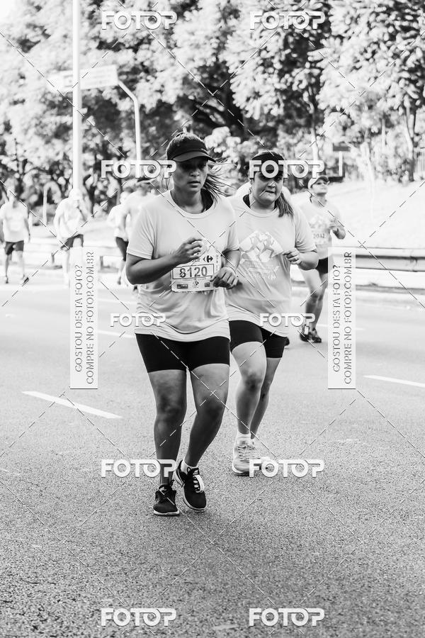 Buy your photos of the eventFotos de Corrida em Preto & Branco on Fotop