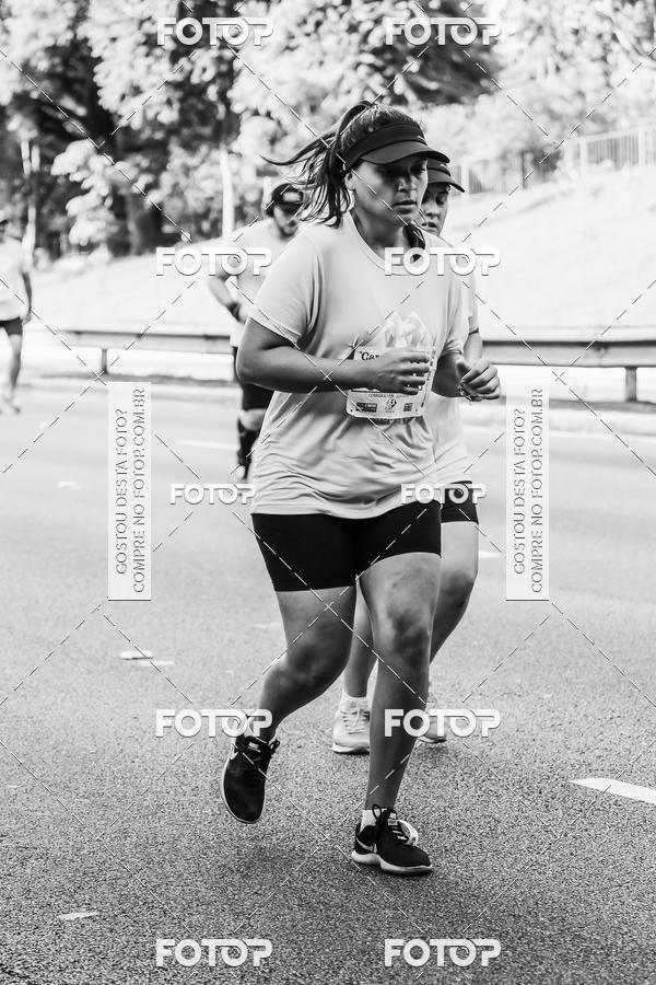Buy your photos of the eventFotos de Corrida em Preto & Branco on Fotop