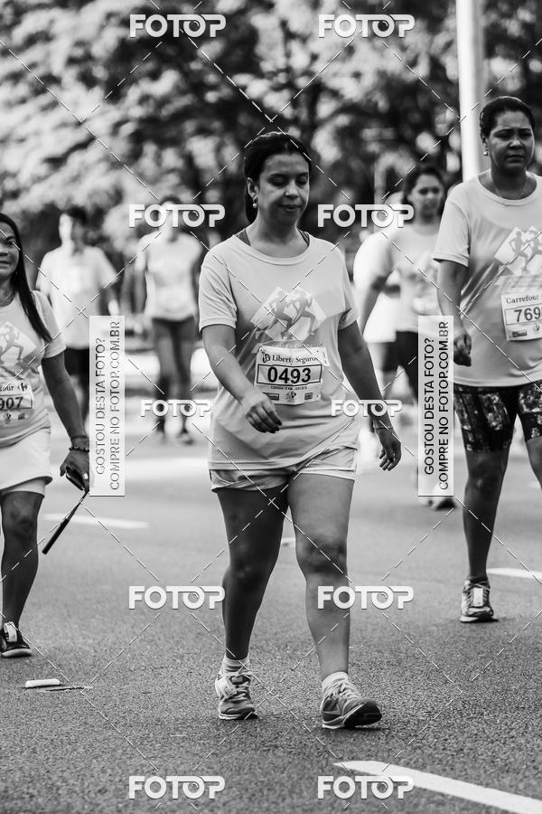 Buy your photos of the eventFotos de Corrida em Preto & Branco on Fotop