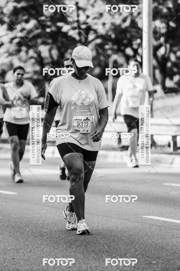 Buy your photos of the eventFotos de Corrida em Preto & Branco on Fotop