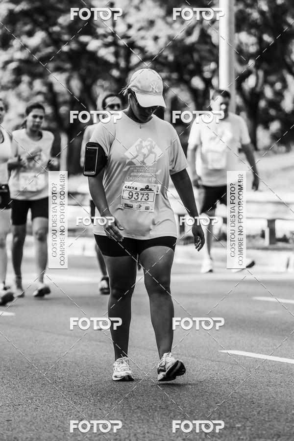 Buy your photos of the eventFotos de Corrida em Preto & Branco on Fotop