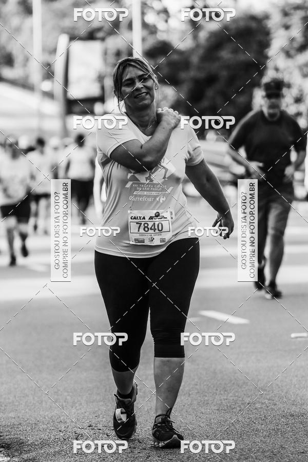 Buy your photos of the eventFotos de Corrida em Preto & Branco on Fotop