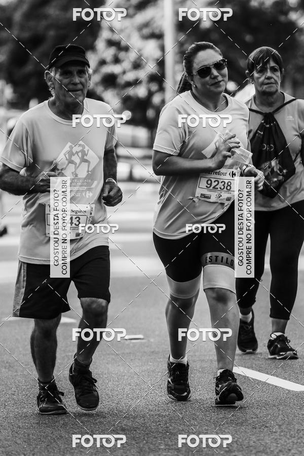 Buy your photos of the eventFotos de Corrida em Preto & Branco on Fotop