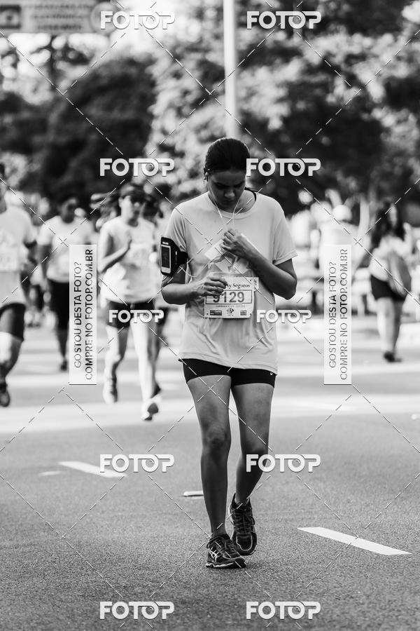 Buy your photos of the eventFotos de Corrida em Preto & Branco on Fotop