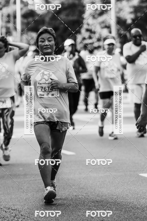 Buy your photos of the eventFotos de Corrida em Preto & Branco on Fotop