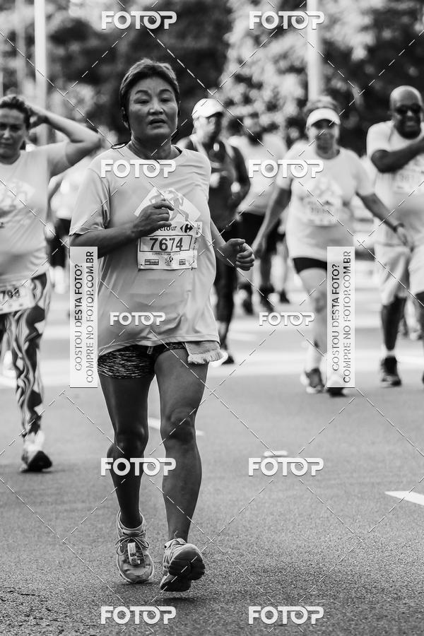 Buy your photos of the eventFotos de Corrida em Preto & Branco on Fotop