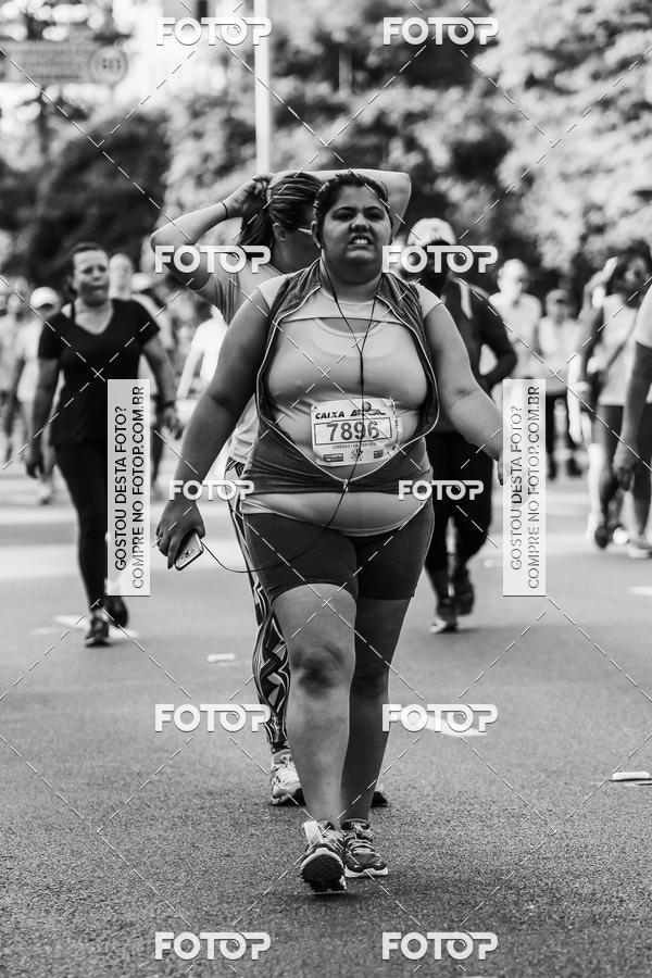 Buy your photos of the eventFotos de Corrida em Preto & Branco on Fotop