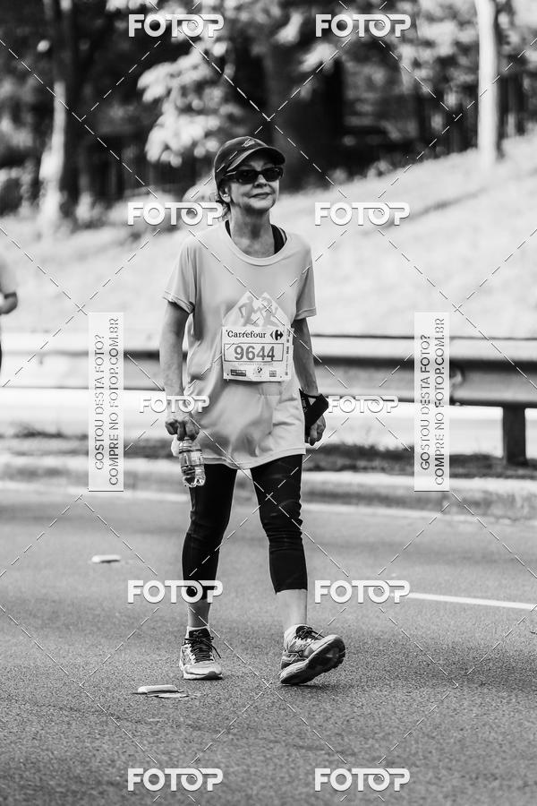 Buy your photos of the eventFotos de Corrida em Preto & Branco on Fotop