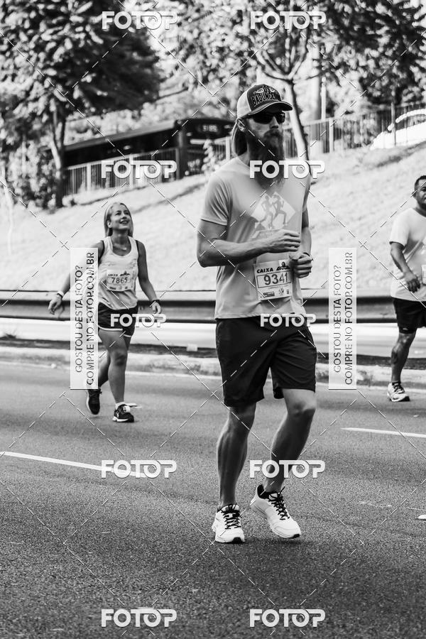 Buy your photos of the eventFotos de Corrida em Preto & Branco on Fotop