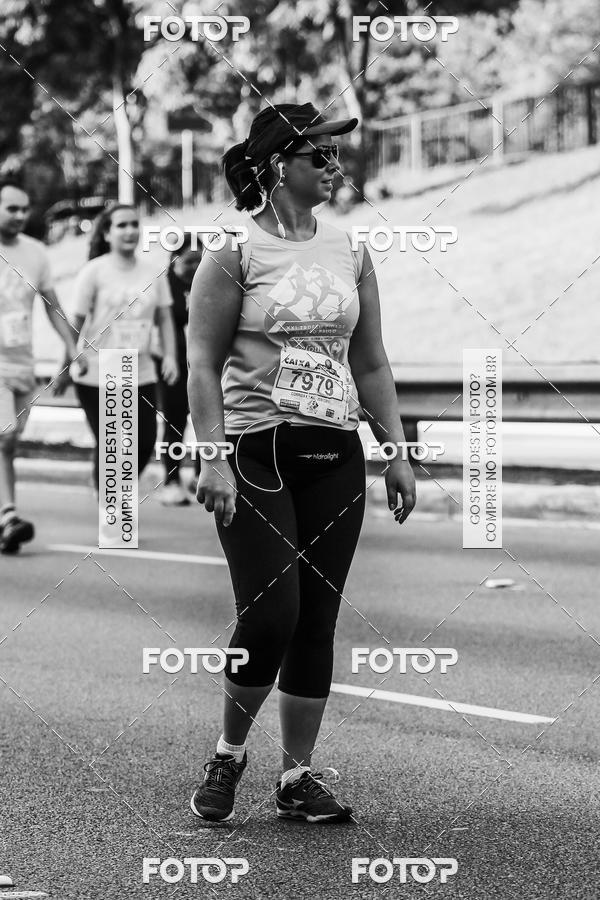 Buy your photos of the eventFotos de Corrida em Preto & Branco on Fotop