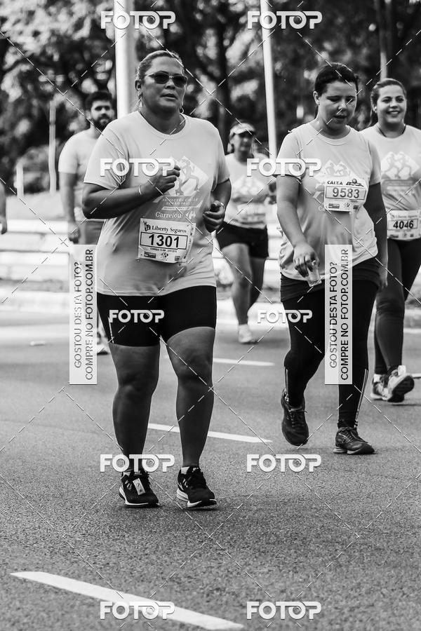Buy your photos of the eventFotos de Corrida em Preto & Branco on Fotop