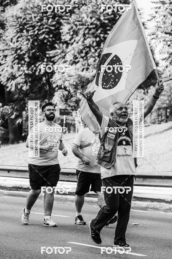 Buy your photos of the eventFotos de Corrida em Preto & Branco on Fotop