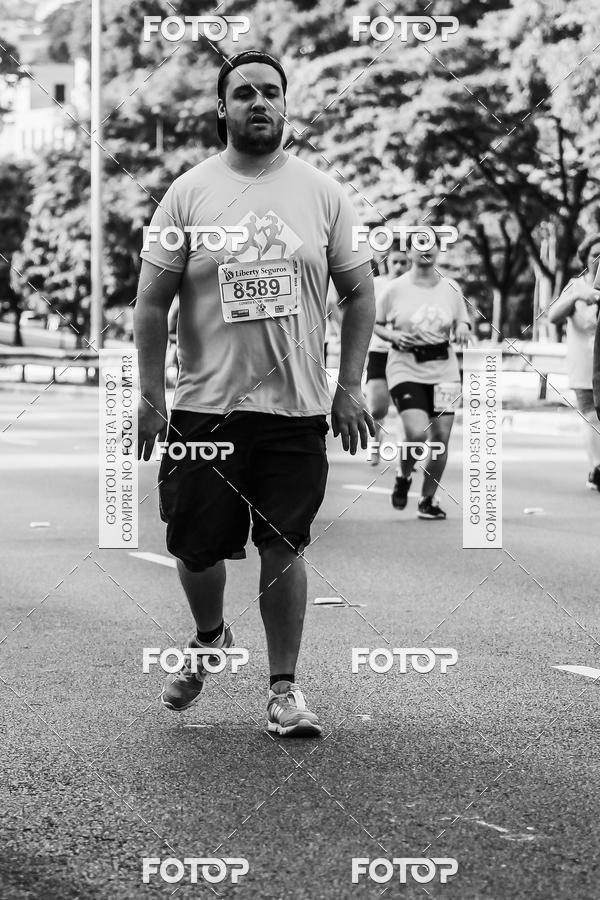 Buy your photos of the eventFotos de Corrida em Preto & Branco on Fotop