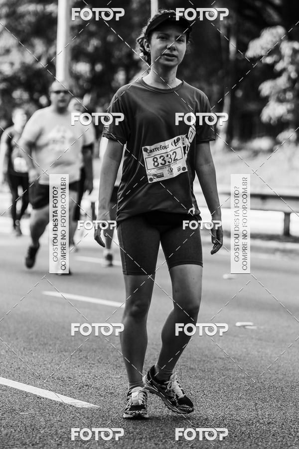 Buy your photos of the eventFotos de Corrida em Preto & Branco on Fotop