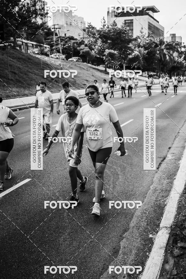 Buy your photos of the eventFotos de Corrida em Preto & Branco on Fotop