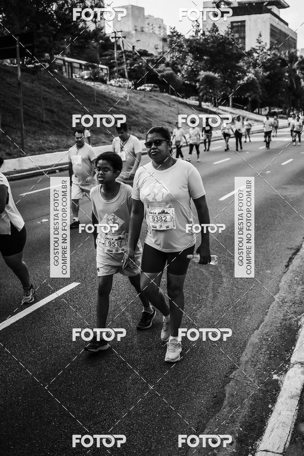Buy your photos of the eventFotos de Corrida em Preto & Branco on Fotop