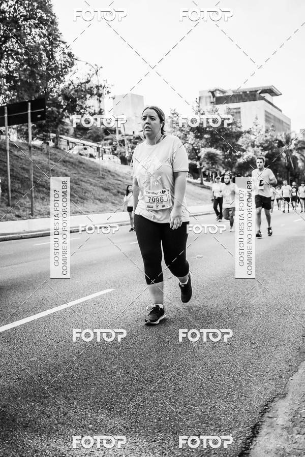 Buy your photos of the eventFotos de Corrida em Preto & Branco on Fotop