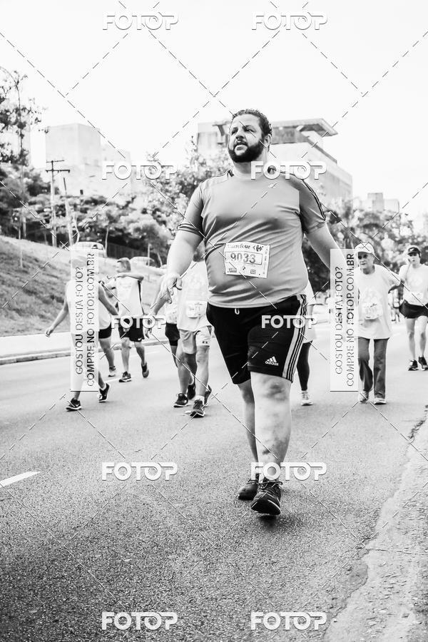 Buy your photos of the eventFotos de Corrida em Preto & Branco on Fotop