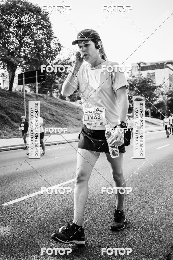 Buy your photos of the eventFotos de Corrida em Preto & Branco on Fotop
