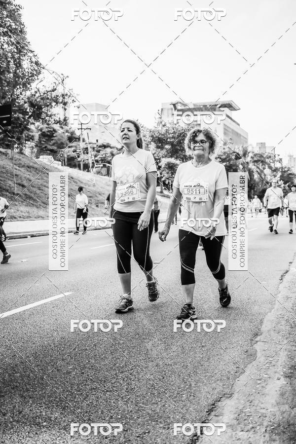 Buy your photos of the eventFotos de Corrida em Preto & Branco on Fotop