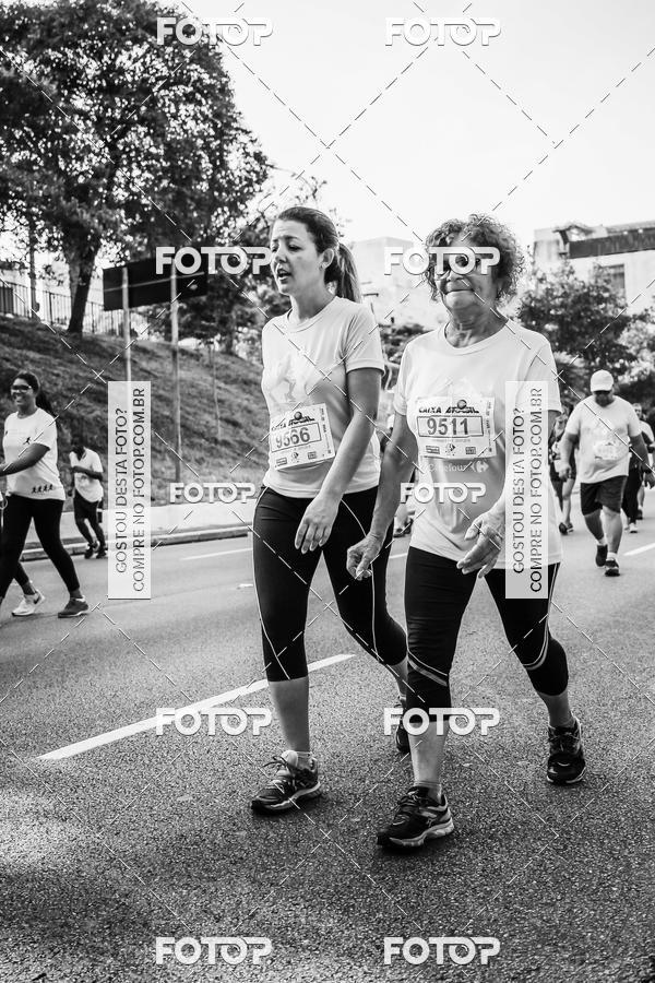 Buy your photos of the eventFotos de Corrida em Preto & Branco on Fotop