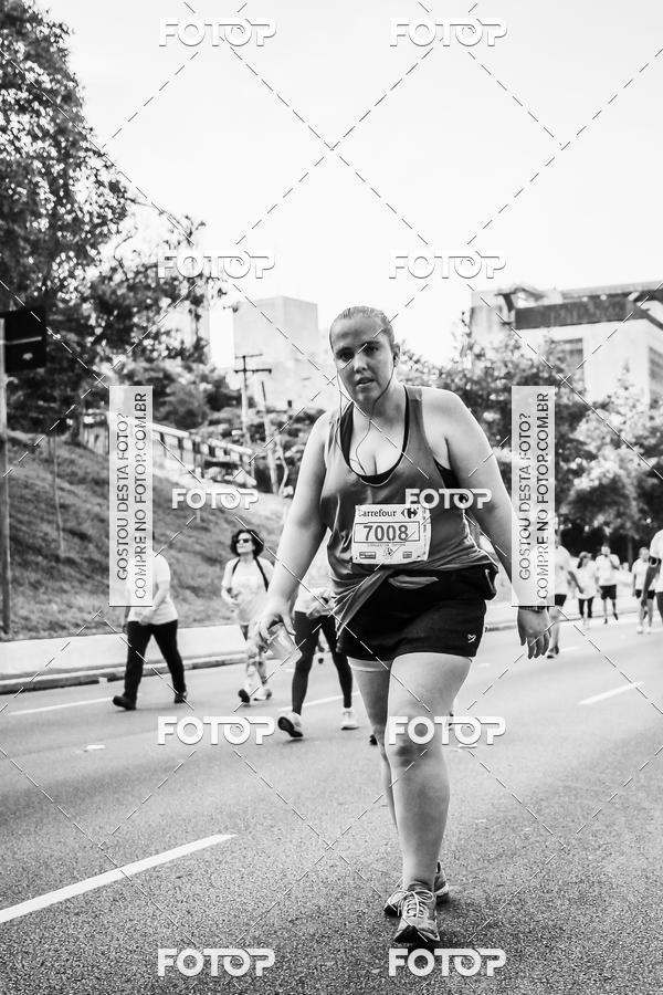 Buy your photos of the eventFotos de Corrida em Preto & Branco on Fotop