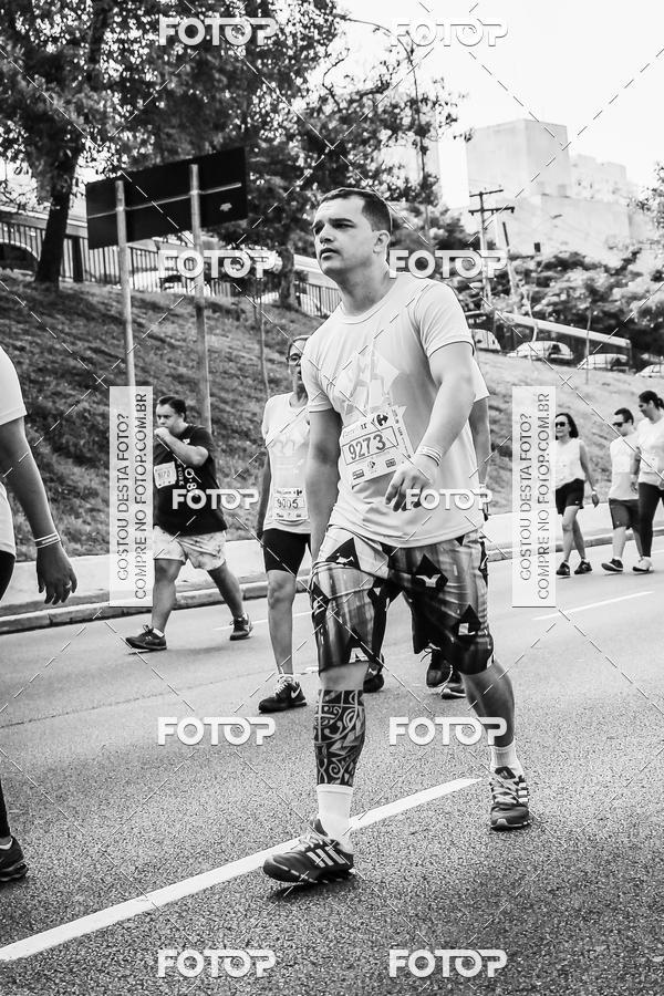 Buy your photos of the eventFotos de Corrida em Preto & Branco on Fotop