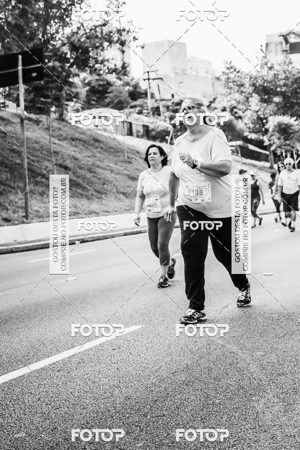 Buy your photos of the eventFotos de Corrida em Preto & Branco on Fotop